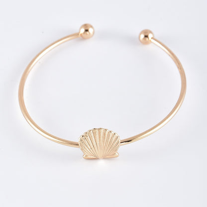 Isa Beachy Bracelet Set