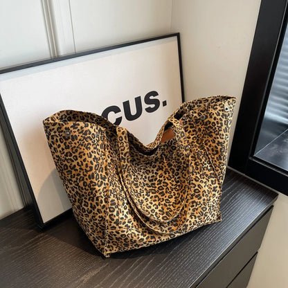 Luna Oversized Leopard Tote