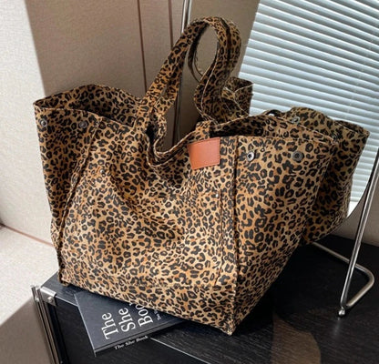 Luna Oversized Leopard Tote